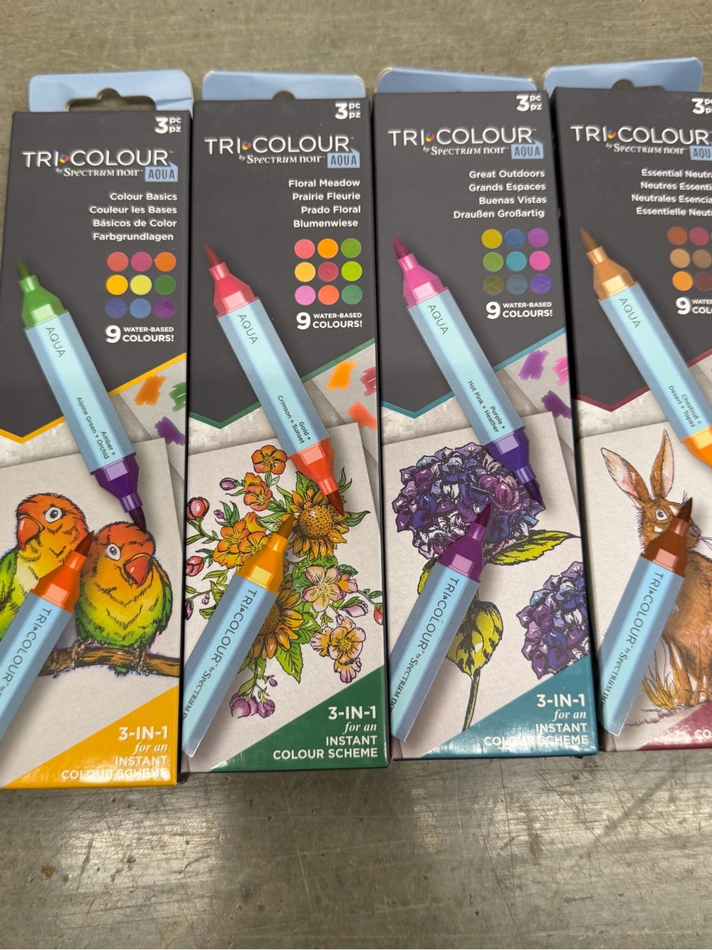 Tri-Colour Aqua Water-Based Markers - Assorted Colors (Pack)